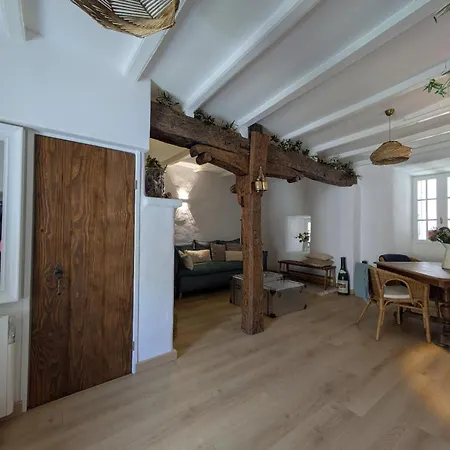 A Torra Apartment *